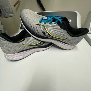 Saucony Men's Gray and Blue Athletic Shoes